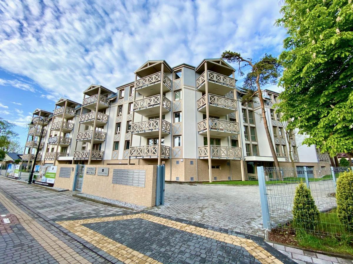 Apartamenty Park ミエルノ エクステリア 写真